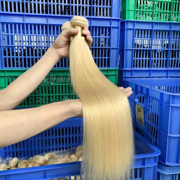 straight honey blonde bundles